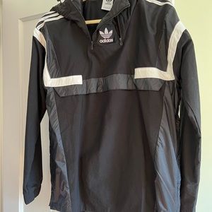 Pullover jacket men’s small. addidas. New.